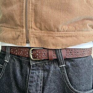 vintage style brown american western carved floral design belt